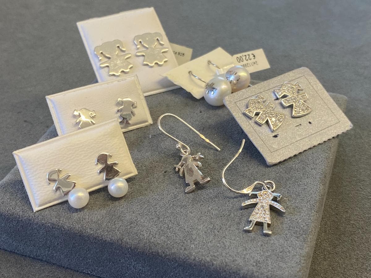 Pendientes de plata y otros materiales — imagen 2