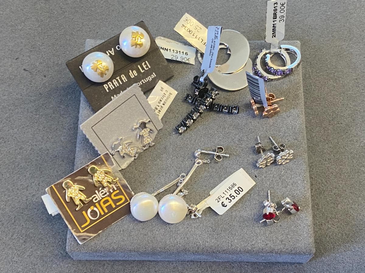 Pendientes de plata y otros materiales — imagen 4