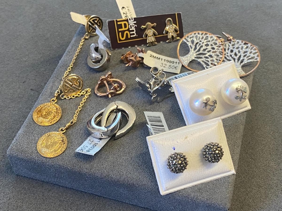 Pendientes de plata y otros materiales — imagen 2