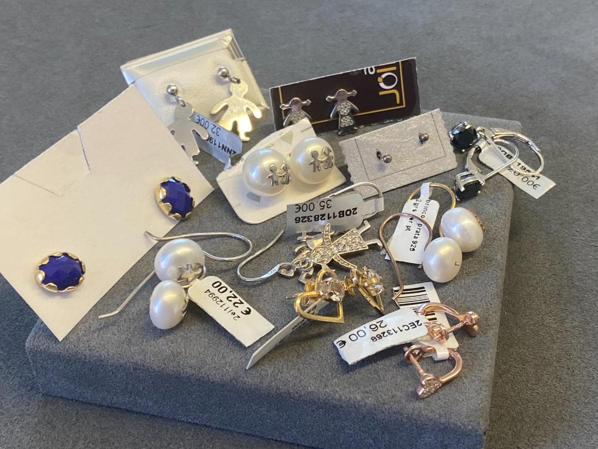 Pendientes de plata y otros materiales — imagen 2