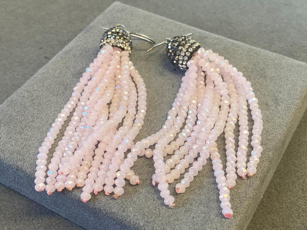 Boucles d'oreilles en argent et autres matériaux — image 1