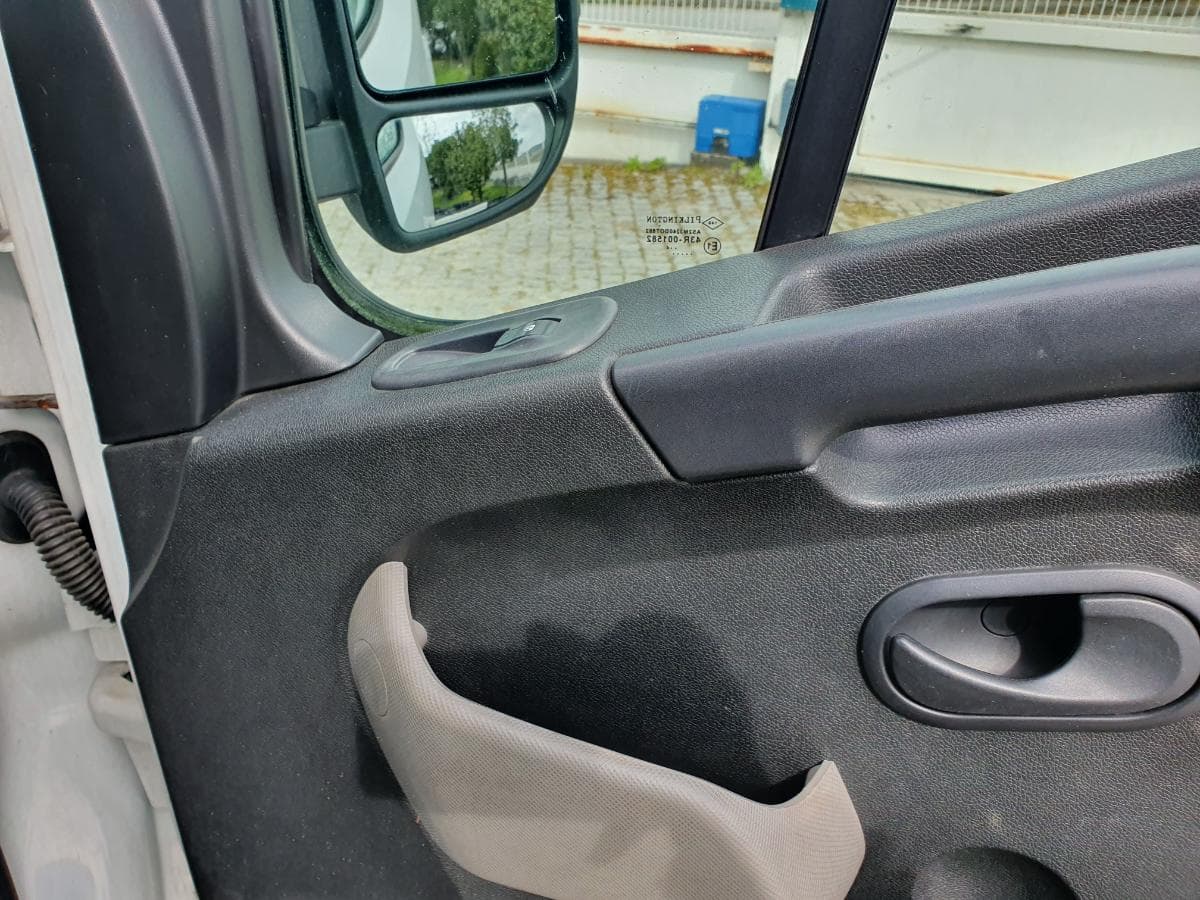 Opel Movano 2.3 CDTI · Ano 2014 — image 23