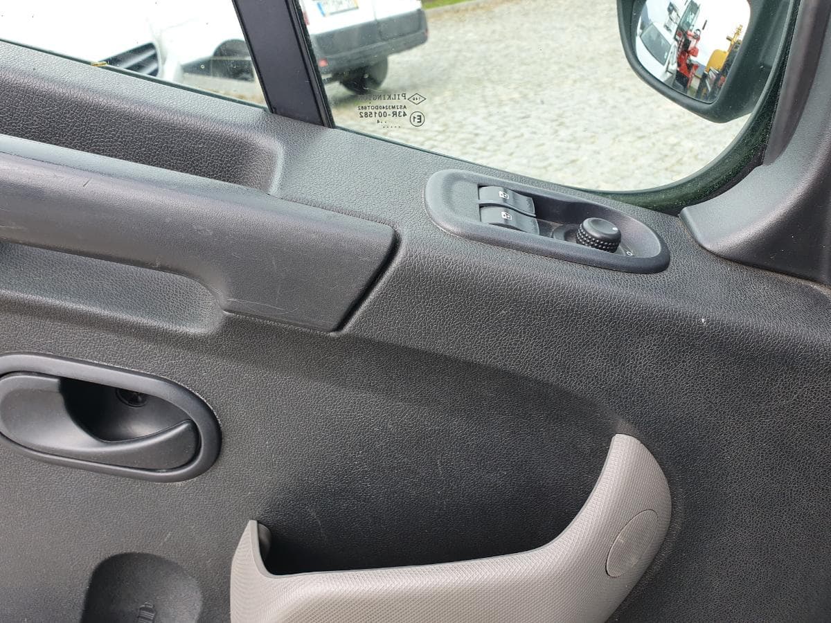 Opel Movano 2.3 CDTI · Ano 2014 — image 21
