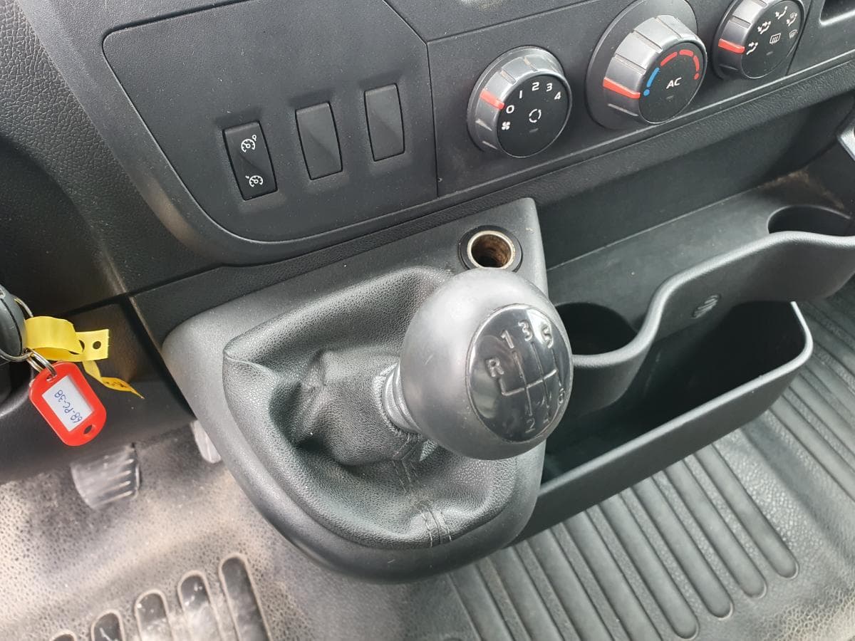 Opel Movano 2.3 CDTI · Ano 2014 — image 33