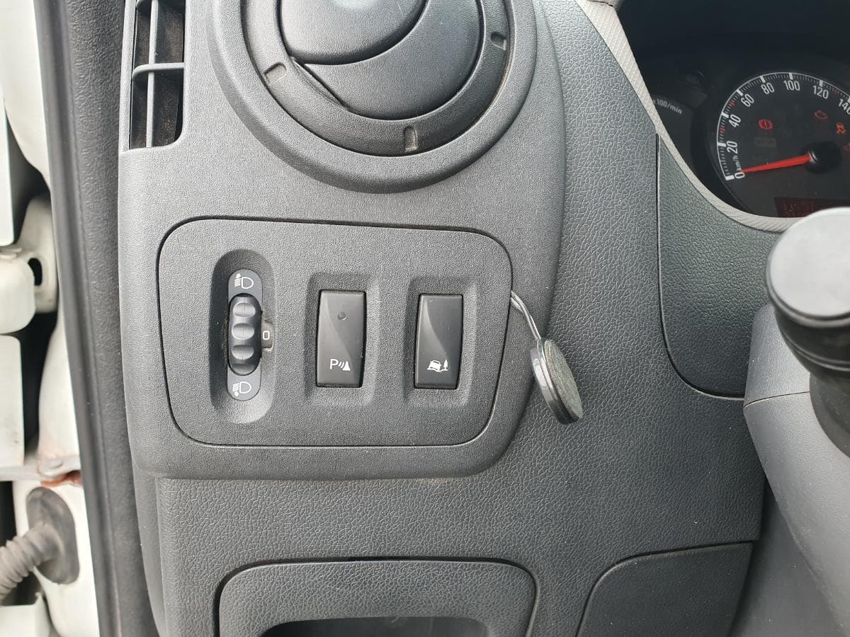 Opel Movano 2.3 CDTI · Año 2017 — imagen 31