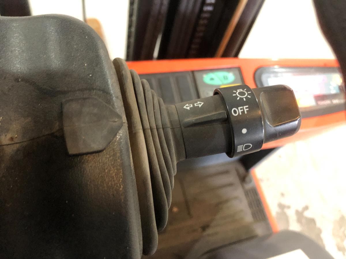 Empilhador Toyota 7FBEST15 — imagen 16