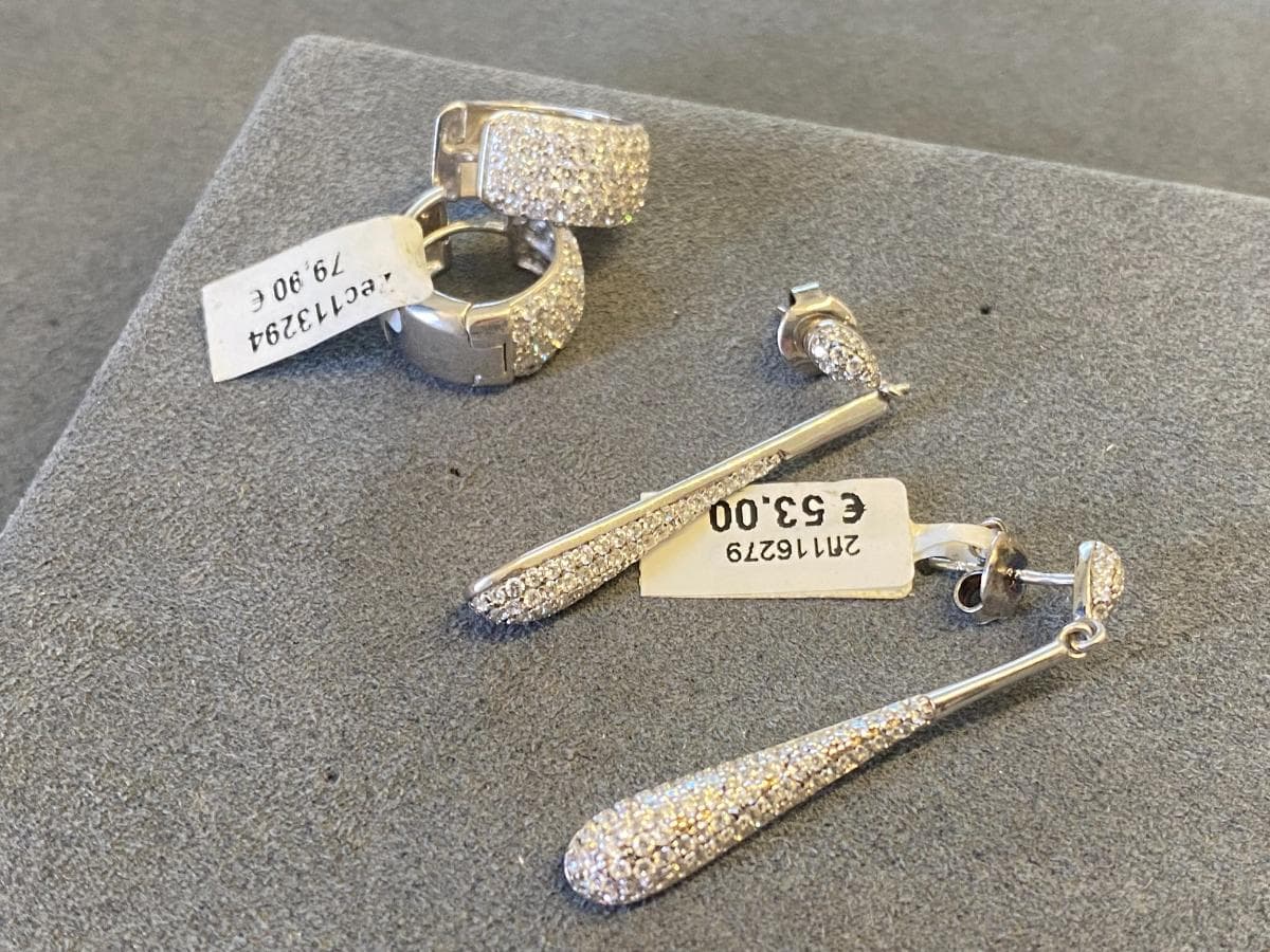 Pendientes de plata y otros materiales — imagen 2