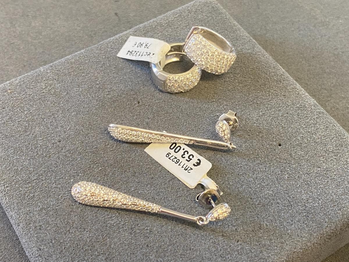 Pendientes de plata y otros materiales — imagen 3