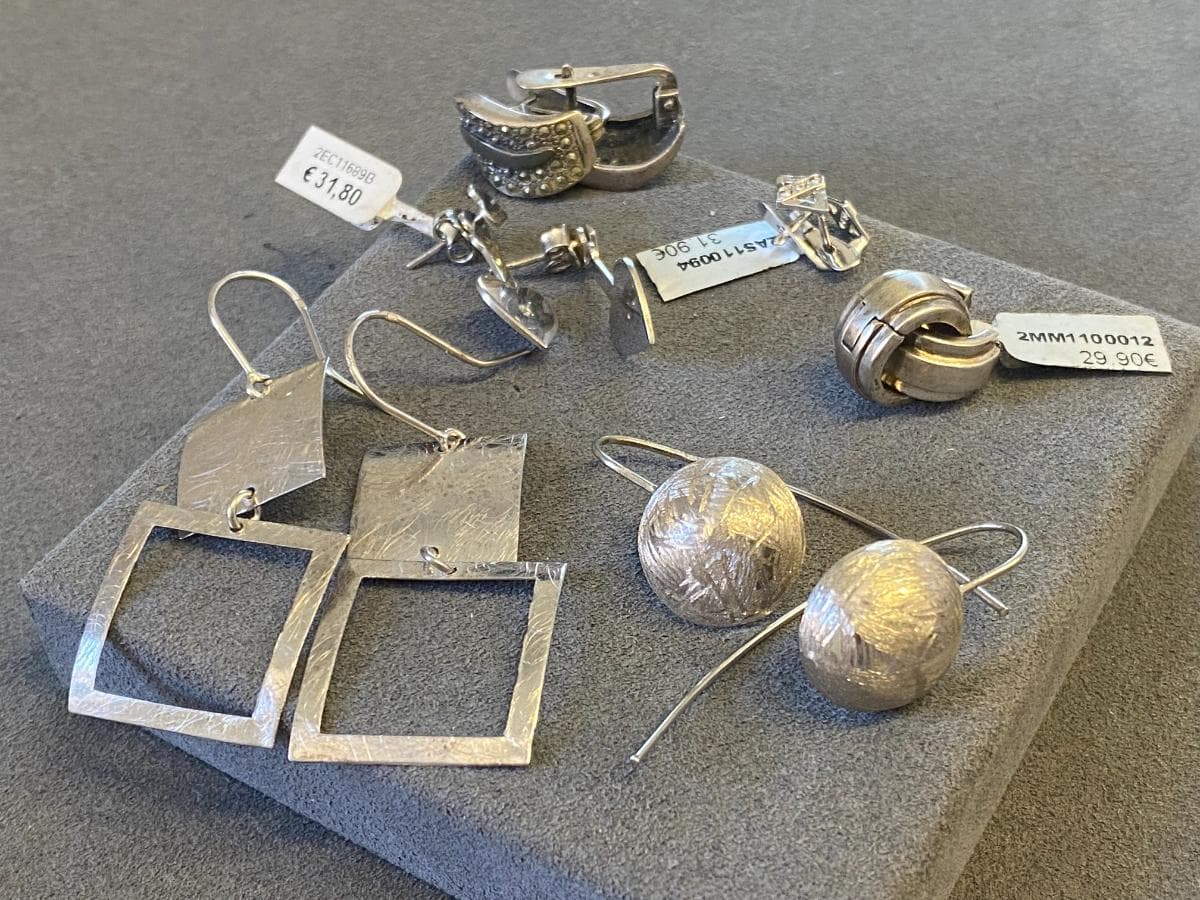 Pendientes de plata y otros materiales — imagen 2
