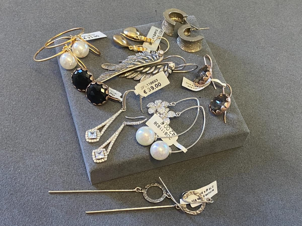Pendientes de plata y otros materiales — imagen 3