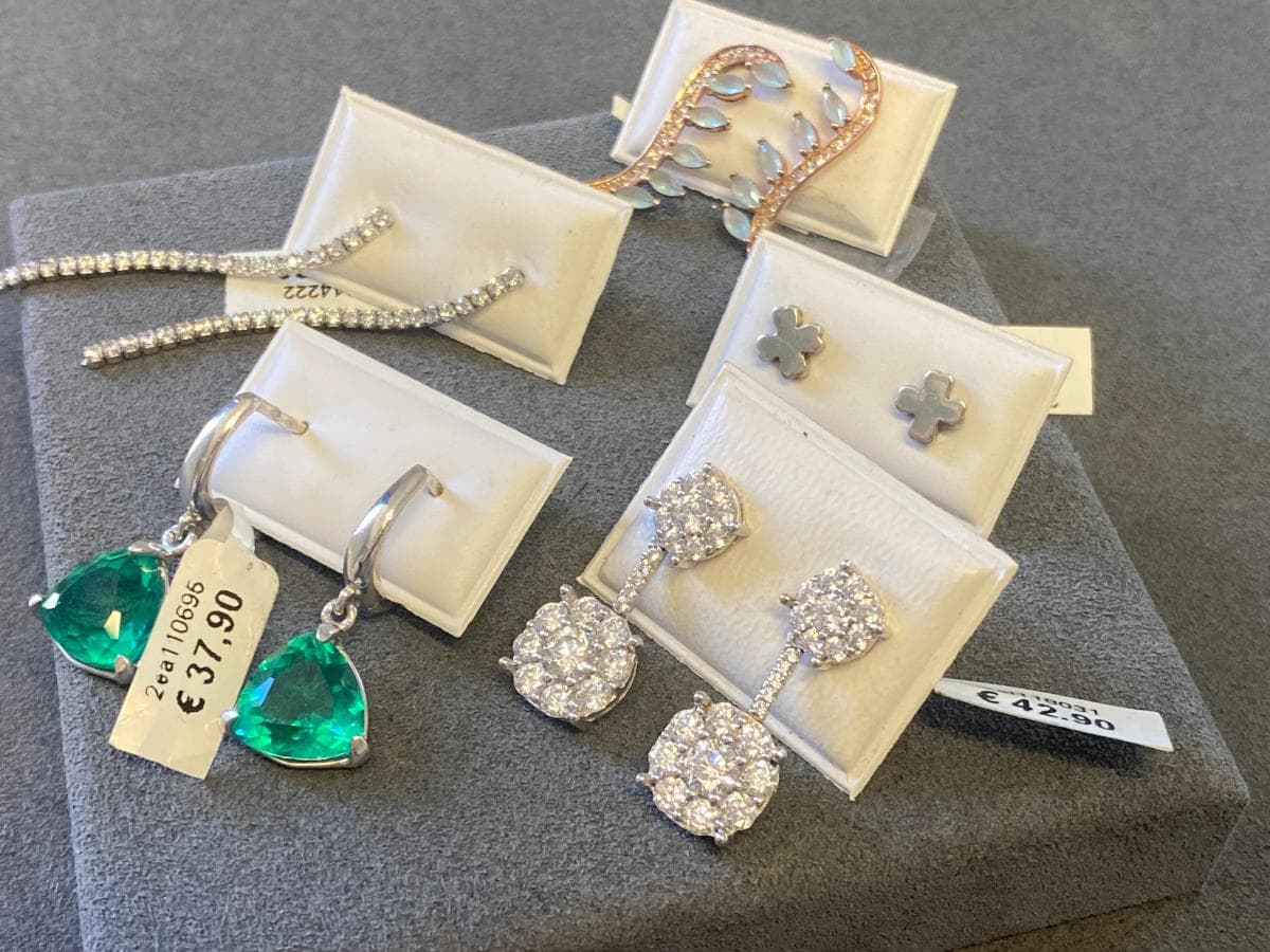 Pendientes de plata y otros materiales — imagen 3