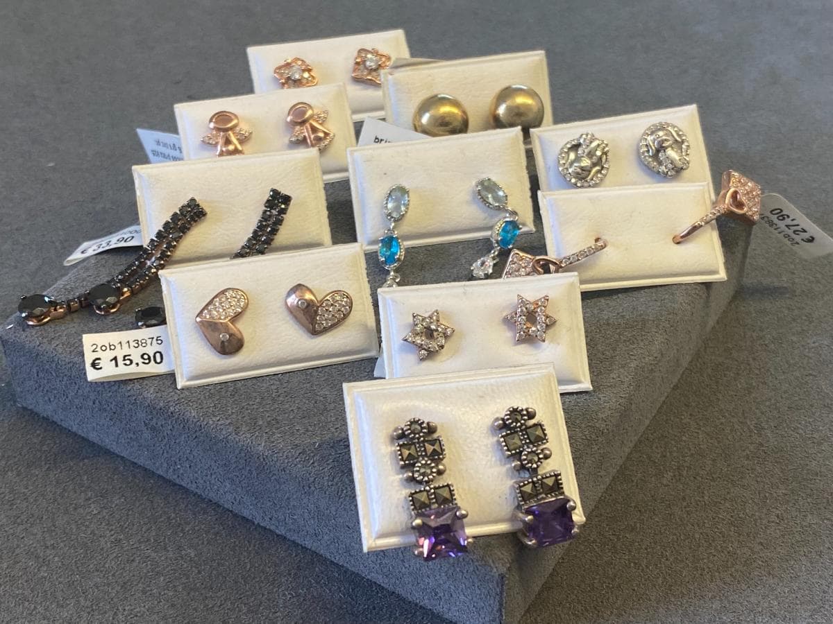 Pendientes de plata y otros materiales — imagen 3