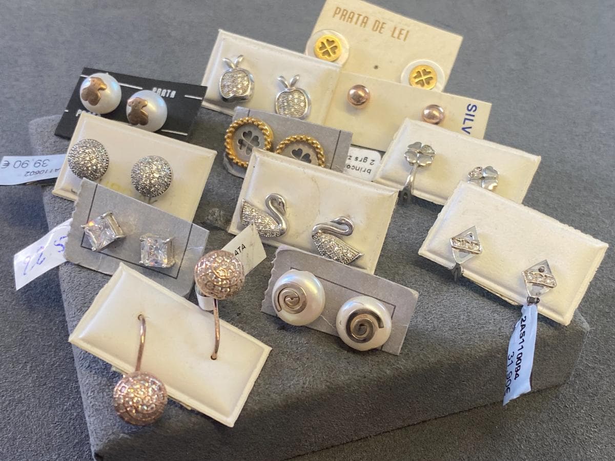 Boucles d'oreilles en argent et autres matériaux — image 5