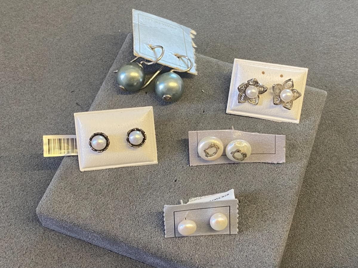 Earrings in silver and other materials — image 1