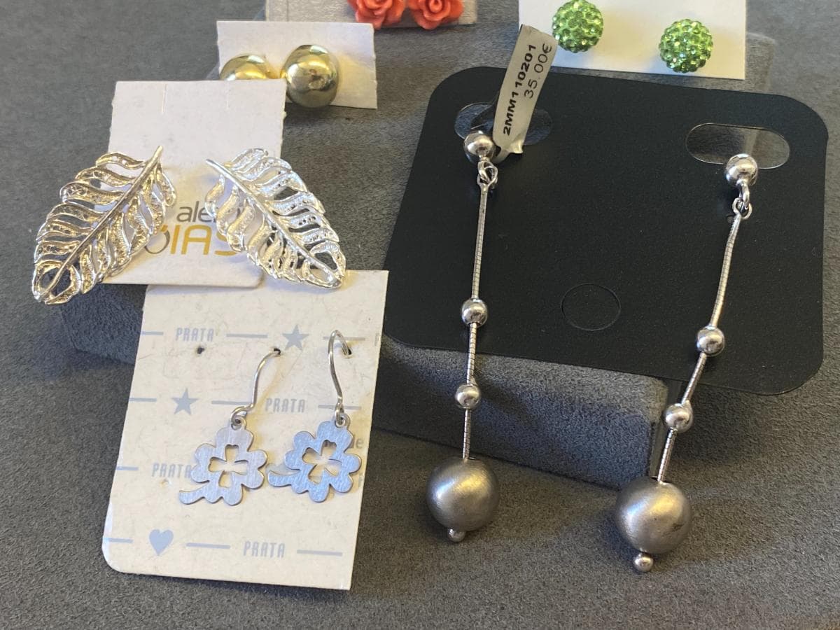 Pendientes de plata y otros materiales — imagen 3