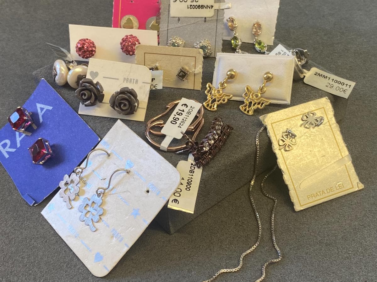 Pendientes de plata y otros materiales — imagen 2