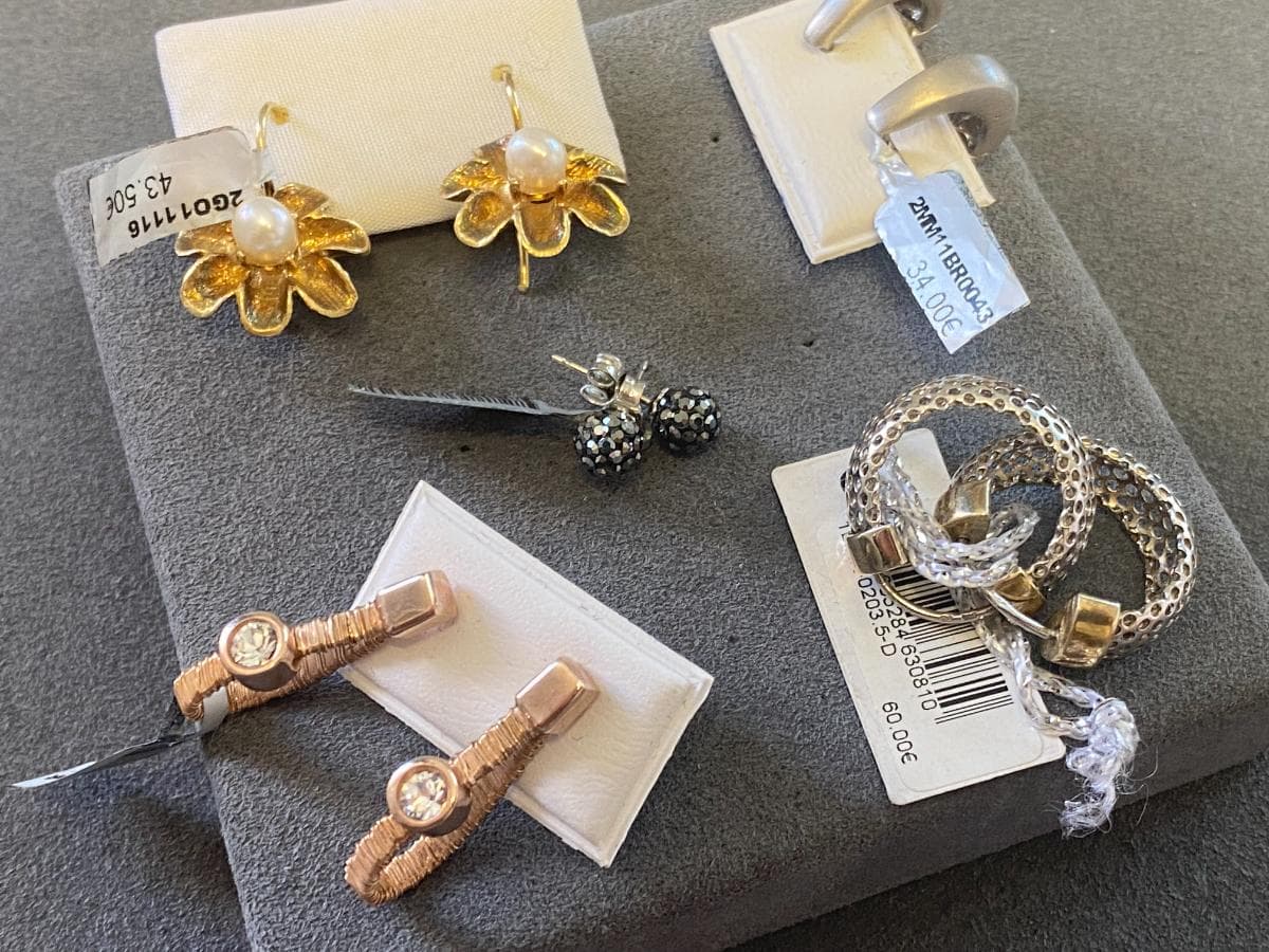 Pendientes de plata y otros materiales — imagen 3