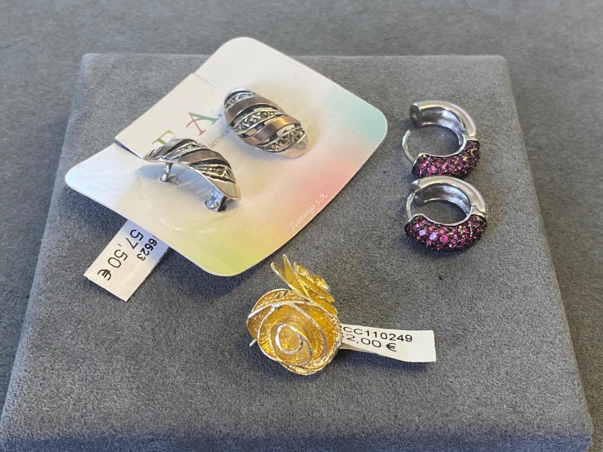 Pendientes de plata y otros materiales — imagen 2