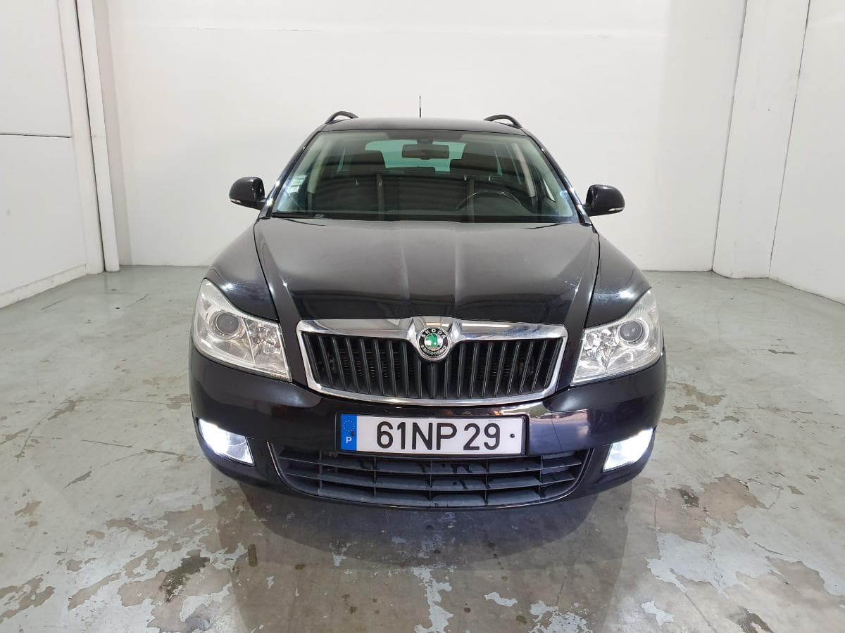 Skoda Octavia 1.6 TDI · Ano 2013 — image 3