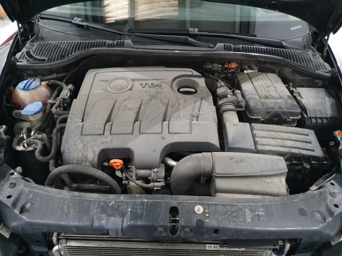 Skoda Octavia 1.6 TDI · Ano 2013 — image 4