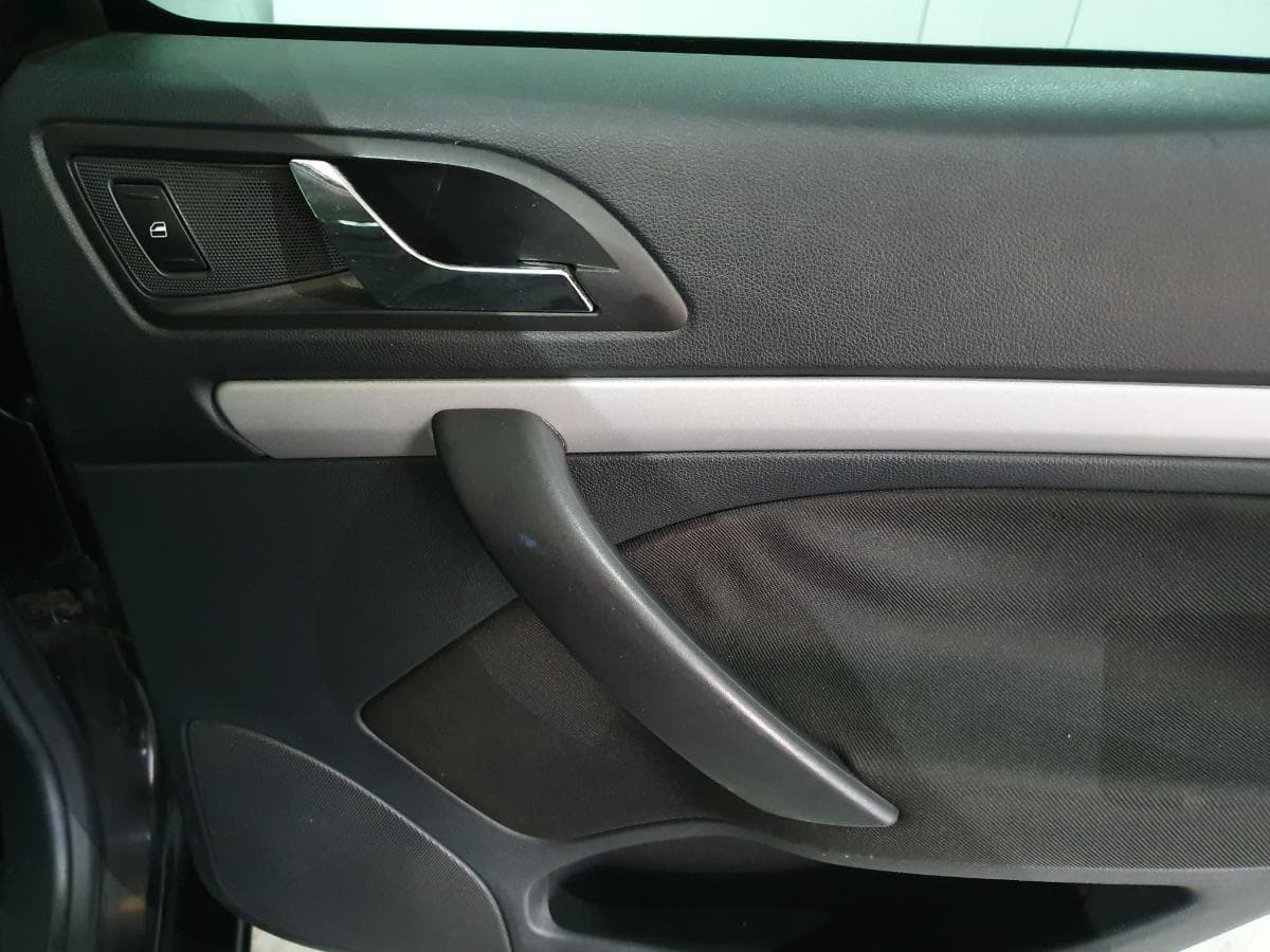 Skoda Octavia 1.6 TDI · Ano 2013 — image 13