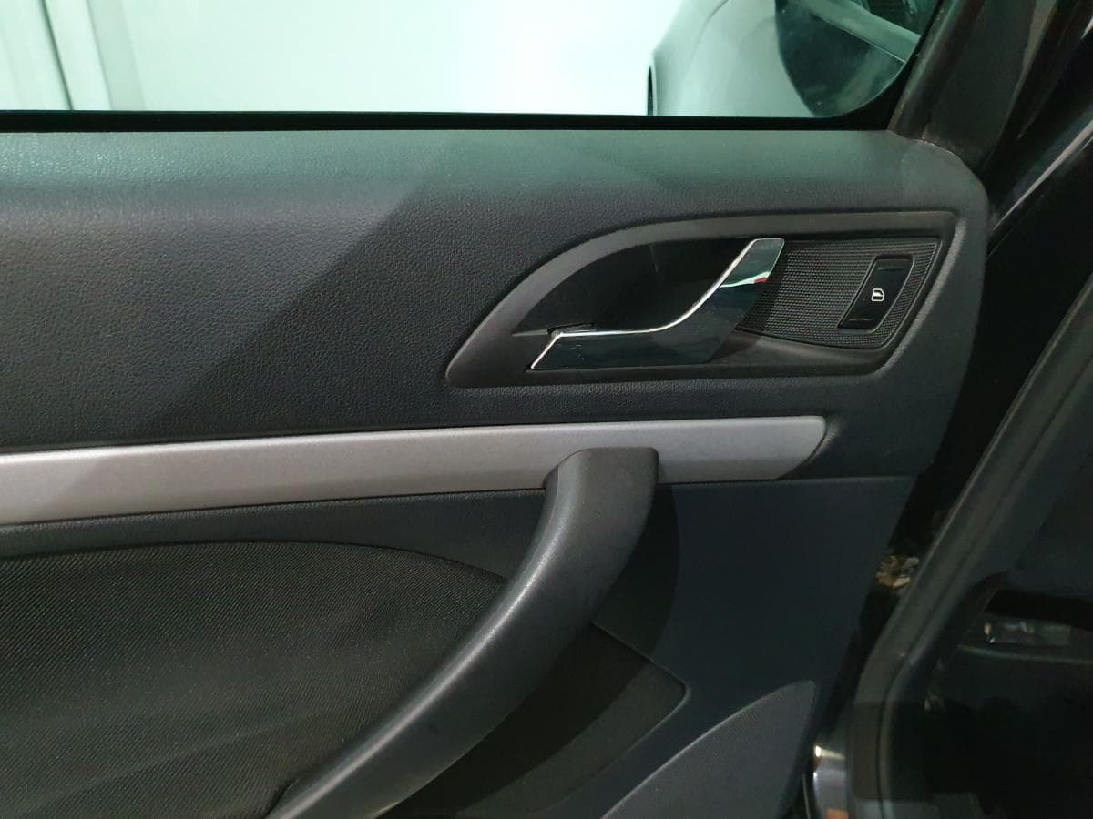 Skoda Octavia 1.6 TDI · Ano 2013 — image 20