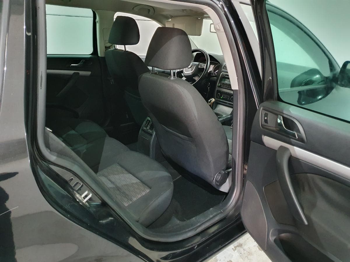 Skoda Octavia 1.6 TDI · Ano 2013 — image 19