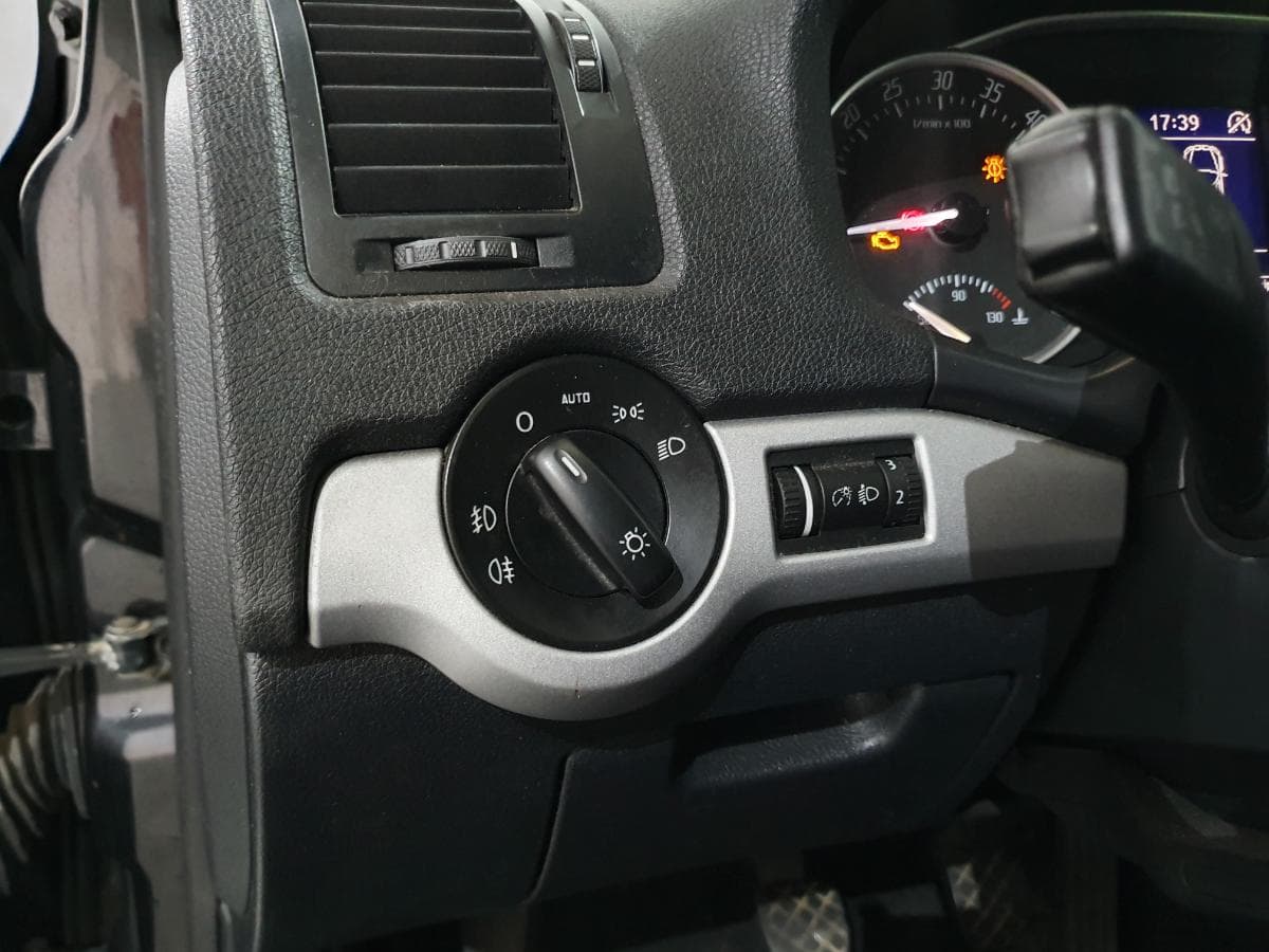 Skoda Octavia 1.6 TDI · Ano 2013 — image 22