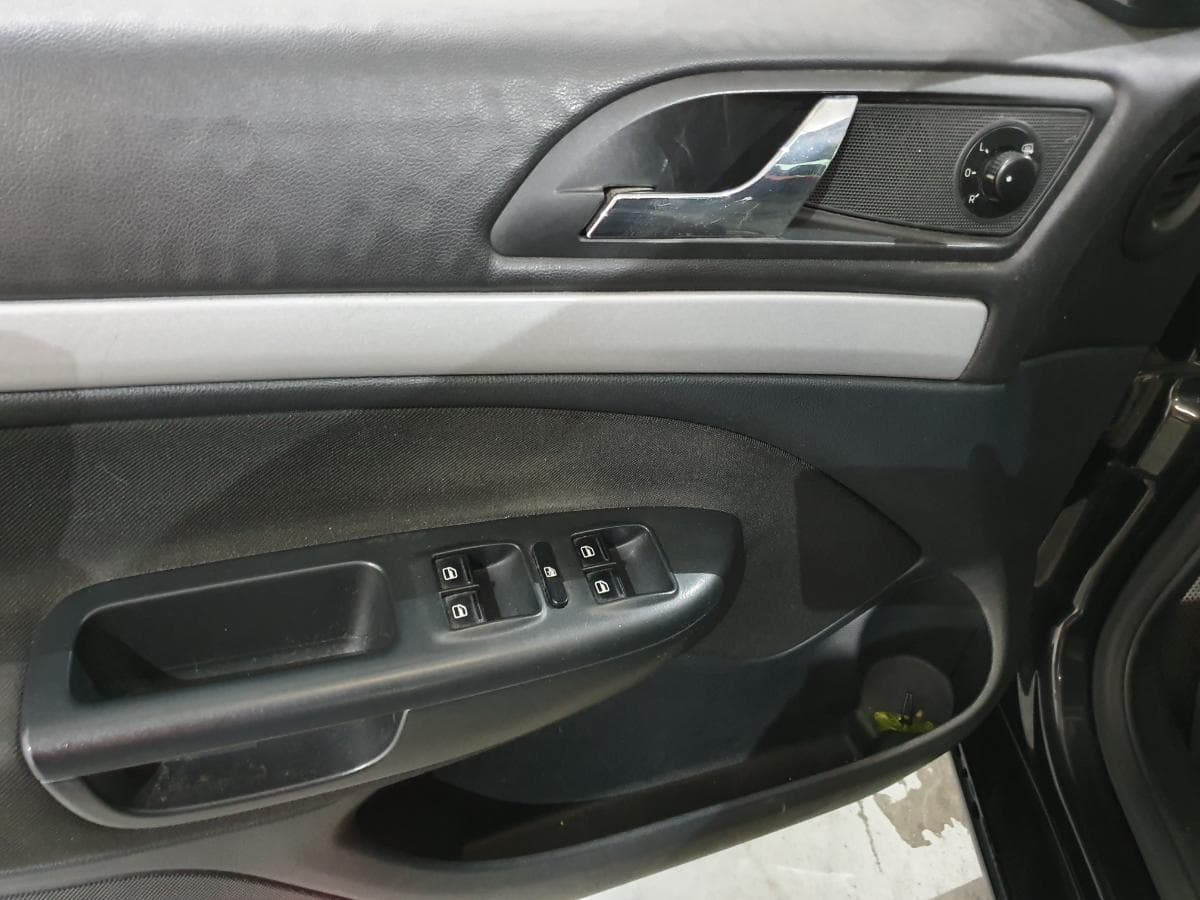 Skoda Octavia 1.6 TDI · Ano 2013 — image 27