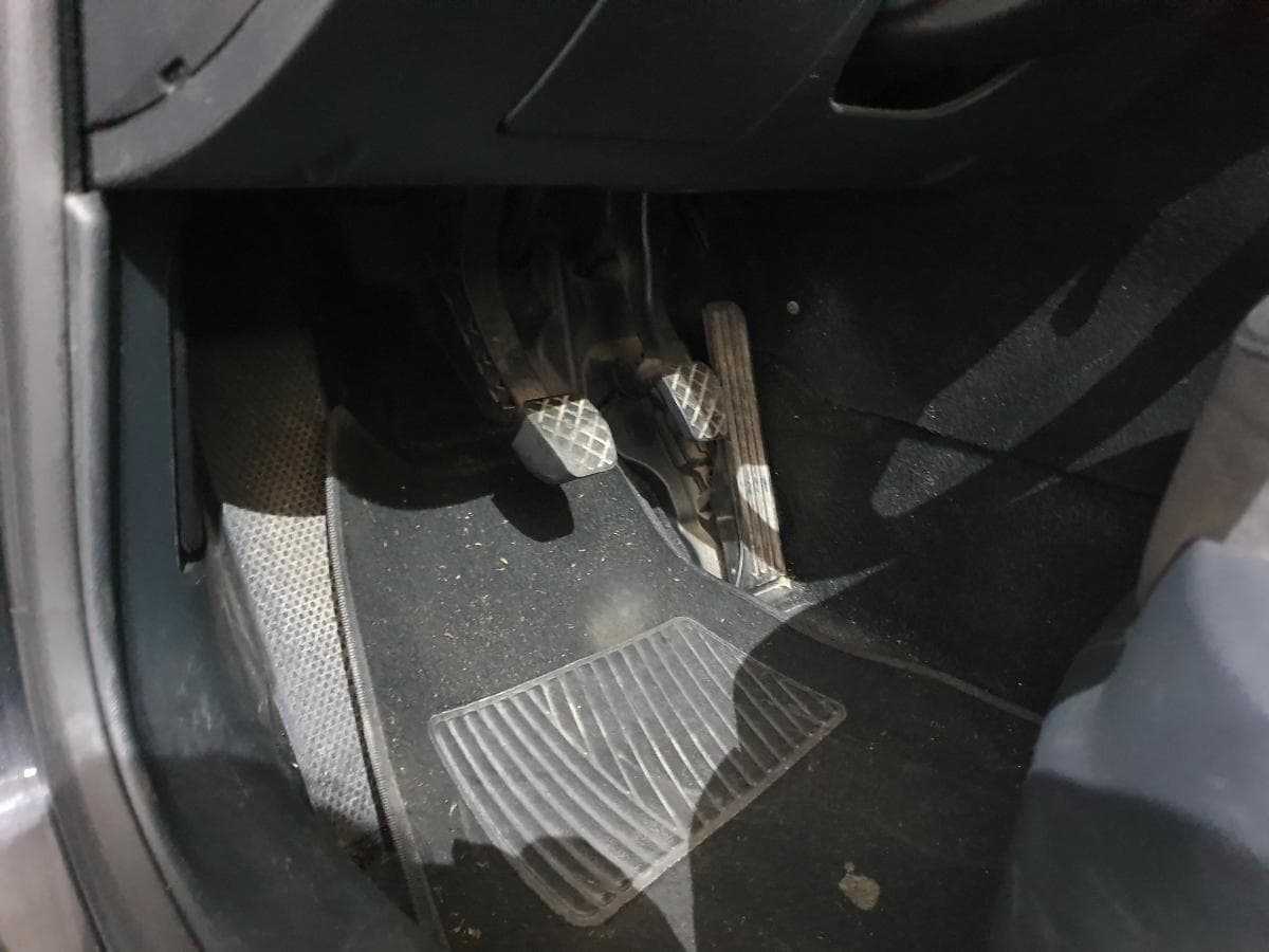 Skoda Octavia 1.6 TDI · Ano 2013 — image 31