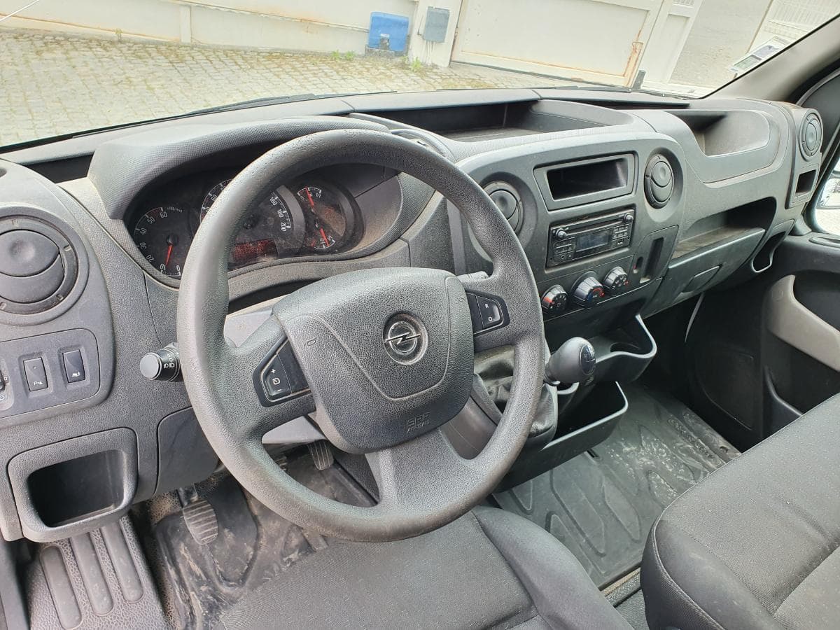 Opel Movano 2.3 CDTI · Ano 2018 — image 32