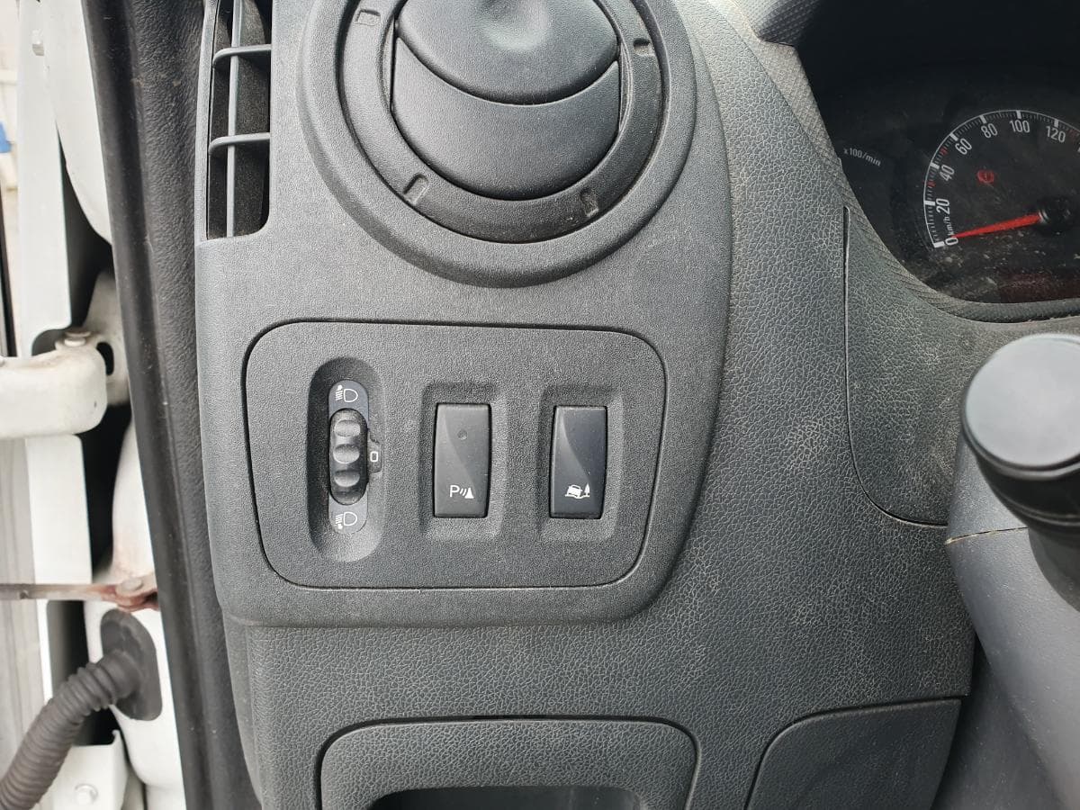 Opel Movano 2.3 CDTI · Ano 2018 — image 37