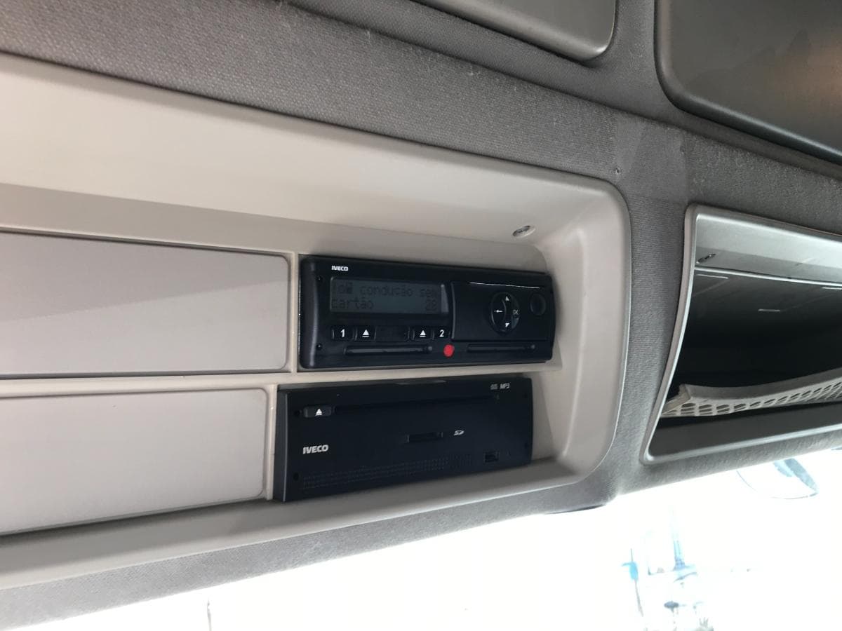 Iveco Stralis XP460 · Ano 2015 — imagen 28