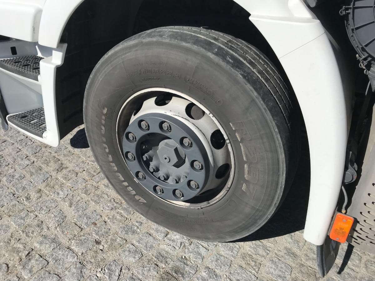 Iveco Stralis XP460 · Ano 2015 — image 12