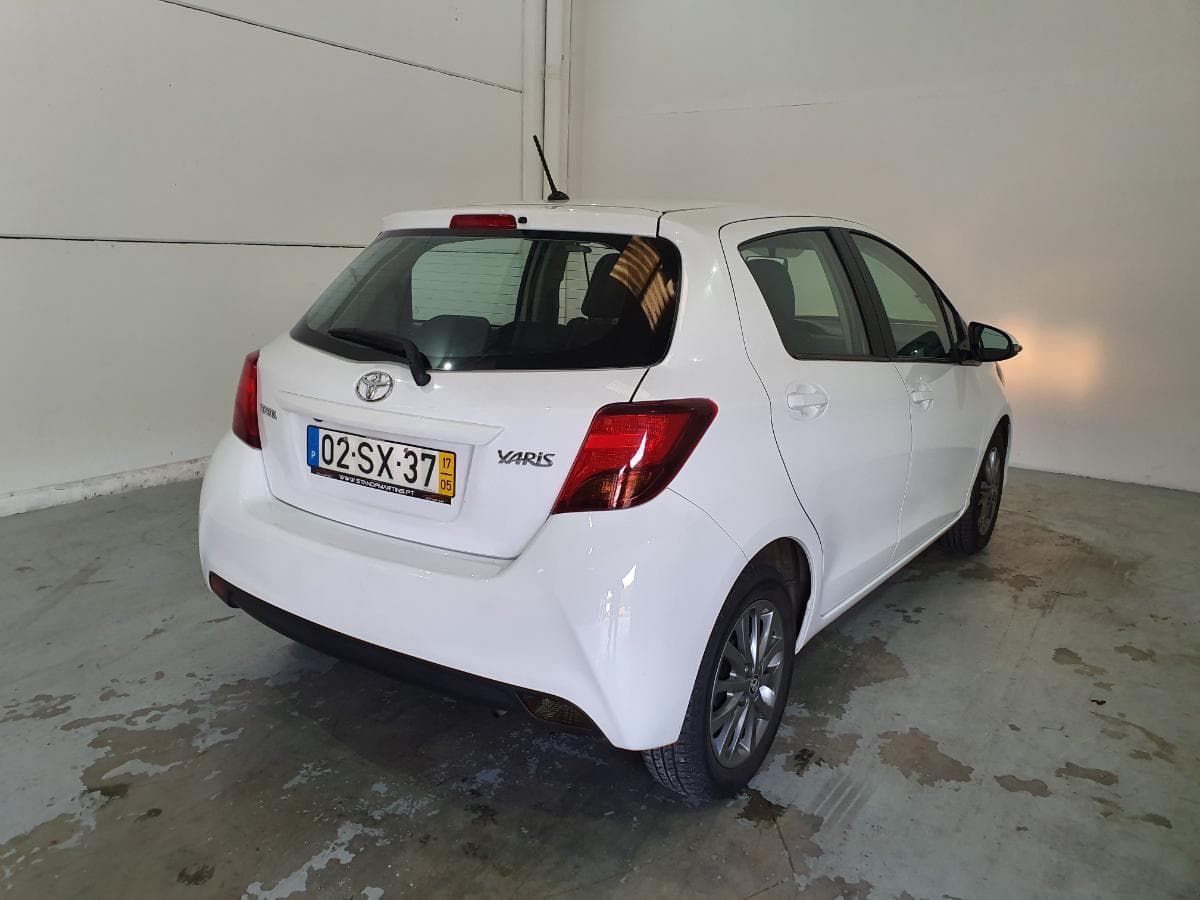 Toyota Yaris 1.0 · Ano 2017 — image 5