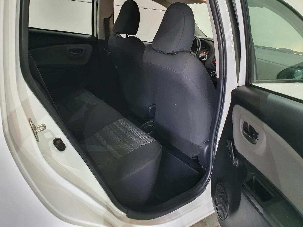 Toyota Yaris 1.0 · Ano 2017 — image 20