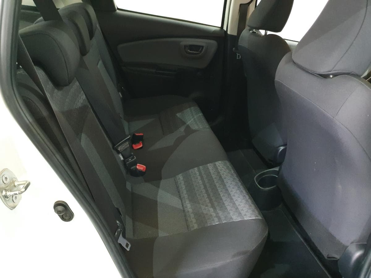 Toyota Yaris 1.0 · Ano 2017 — image 22