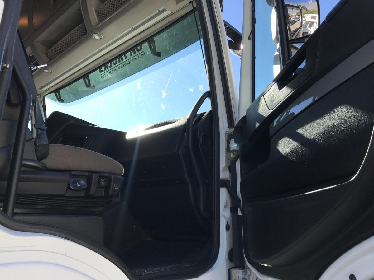Iveco Stralis XP460 · Ano 2015 — imagen 16