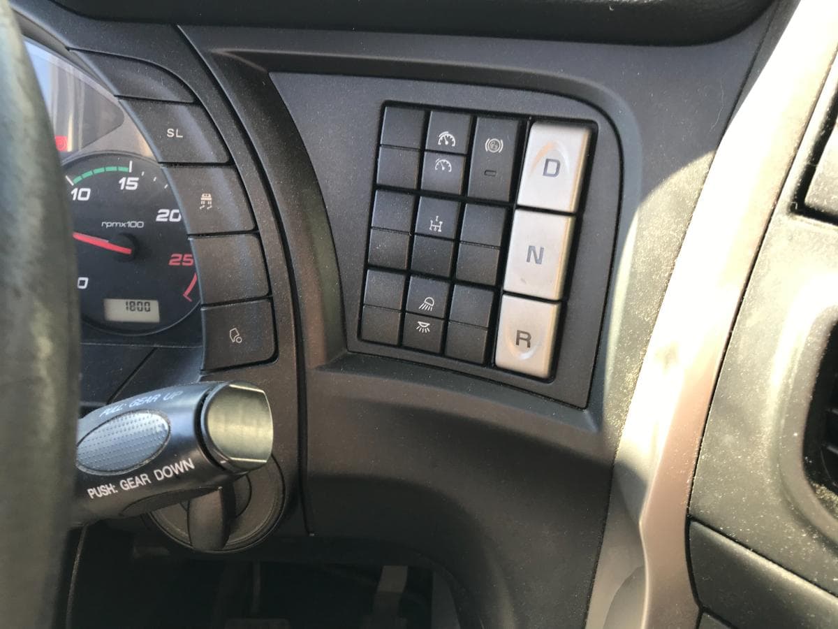 Iveco Stralis XP460 · Ano 2015 — imagen 17