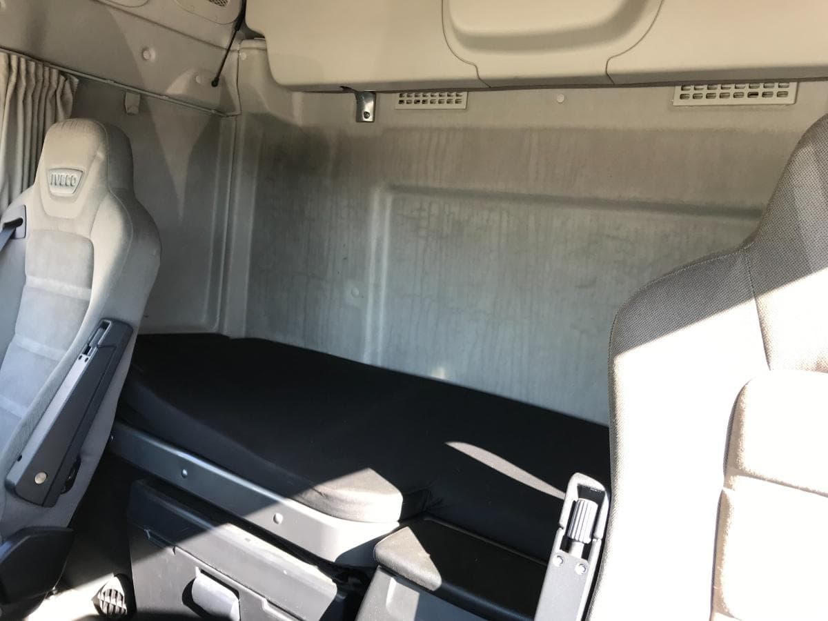 Iveco Stralis XP460 · Ano 2015 — imagen 21