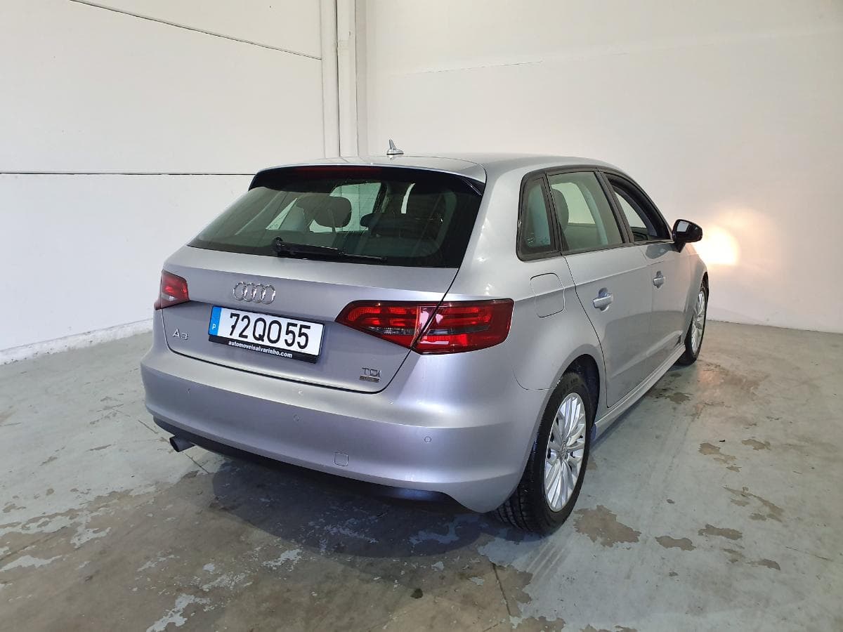 Audi A3 1.6TDI · Ano 2015 — imagen 6