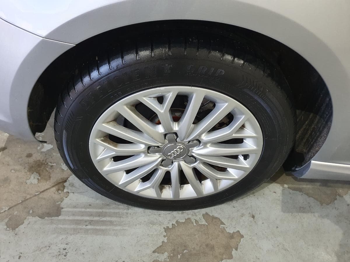 Audi A3 1.6TDI · Ano 2015 — imagen 13