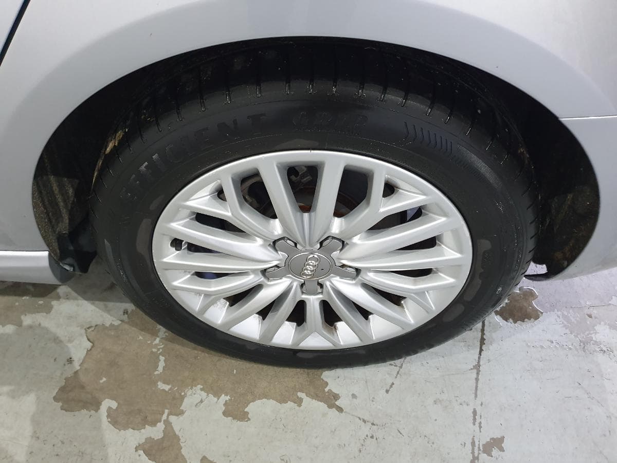 Audi A3 1.6TDI · Ano 2015 — imagen 12