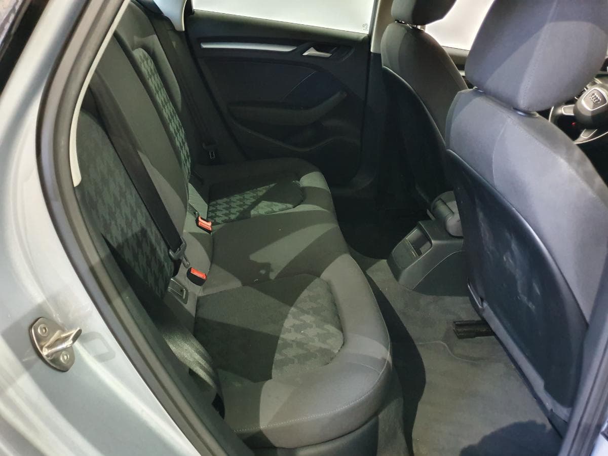 Audi A3 1.6TDI · Ano 2015 — imagen 20
