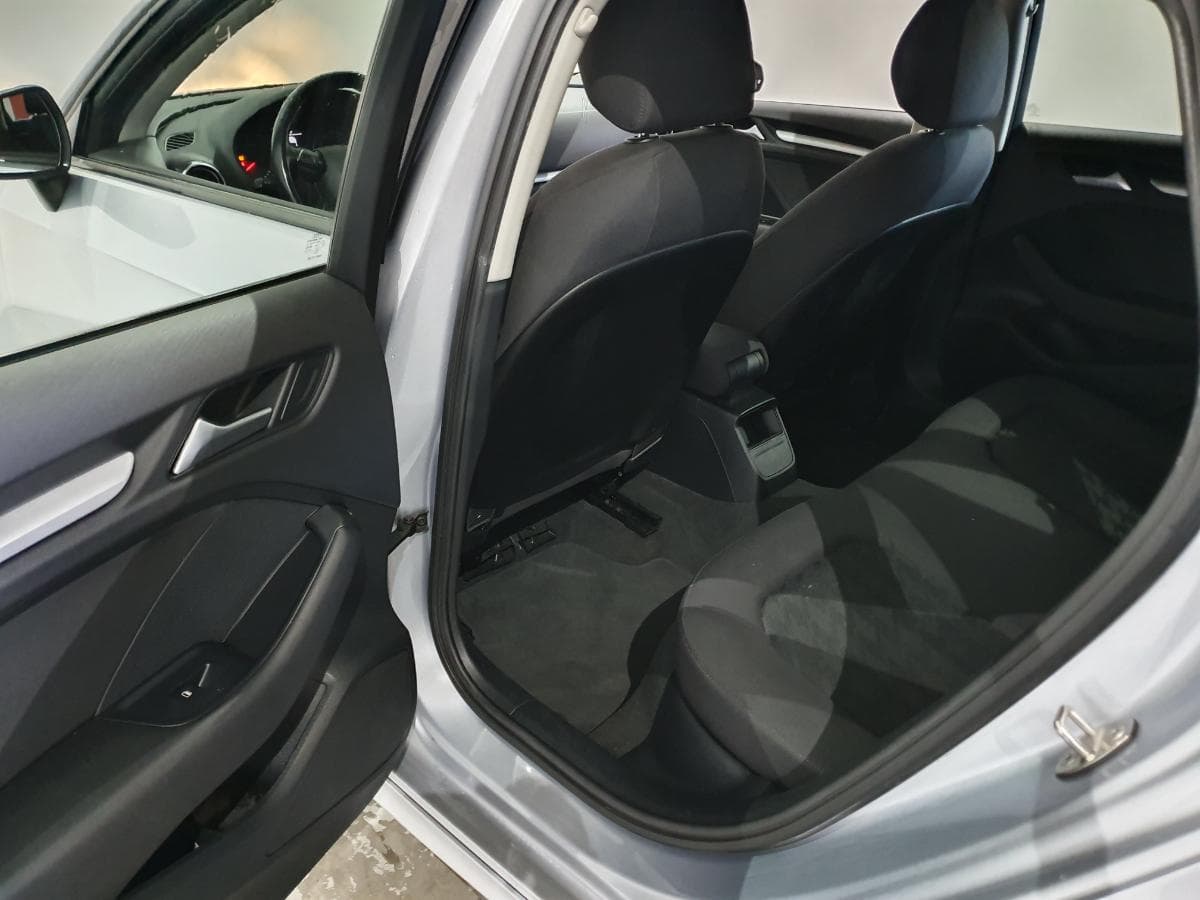 Audi A3 1.6TDI · Ano 2015 — imagen 25