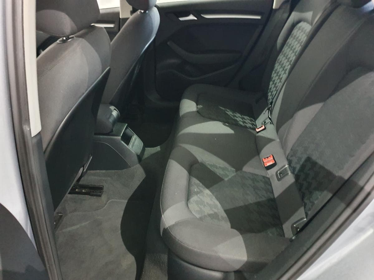 Audi A3 1.6TDI · Ano 2015 — imagen 27
