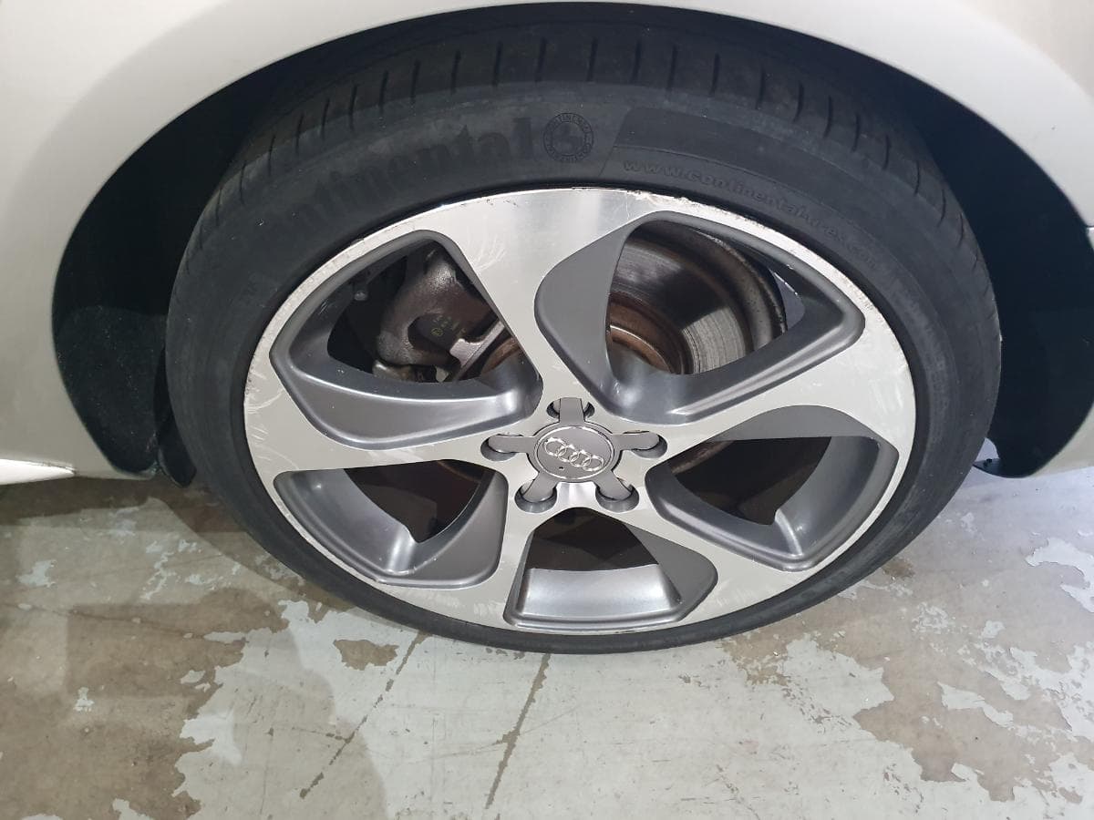Audi A4 2.0TDI · Ano 2013 — image 14