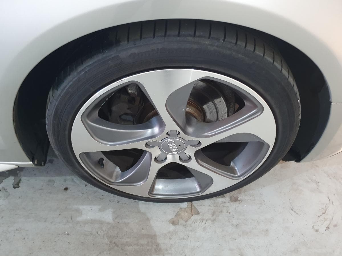 Audi A4 2.0TDI · Ano 2013 — image 15
