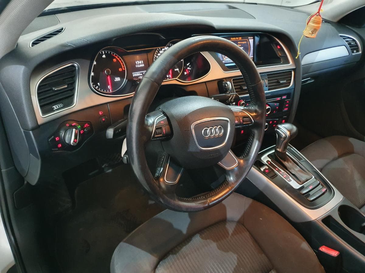 Audi A4 2.0TDI · Ano 2013 — image 35
