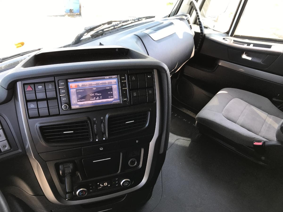 Iveco Stralis XP460 · Ano 2015 — image 20